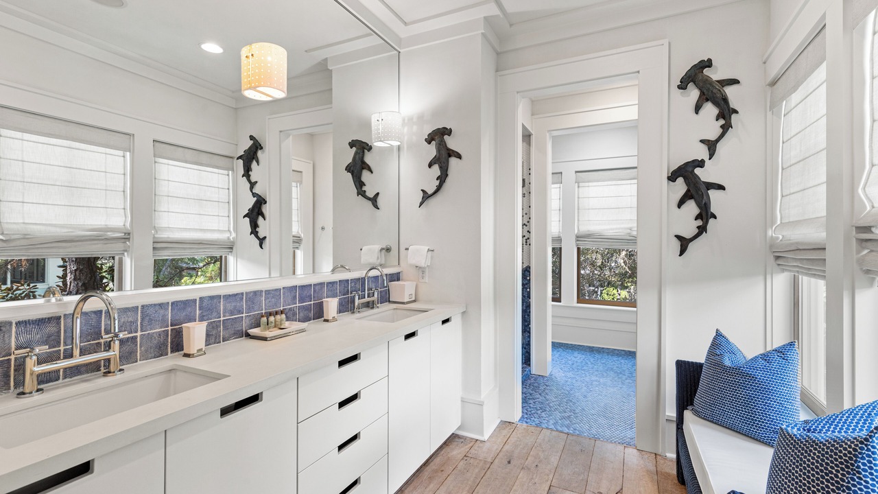 Photo of Bathroom in Watercolor