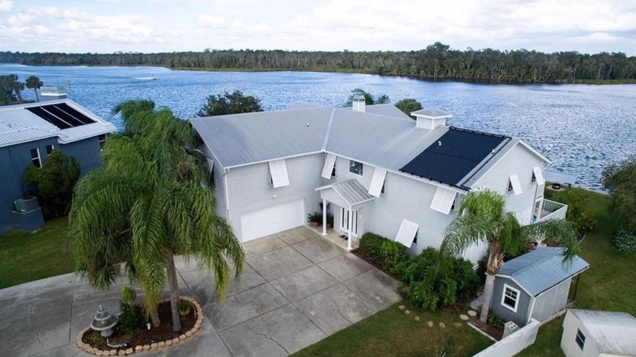 Photo of Outdoor in Crystal Shores