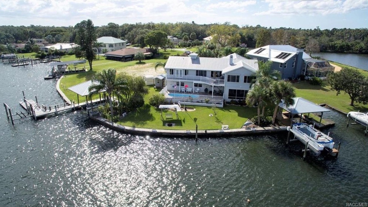 Photo of Others in Crystal Shores
