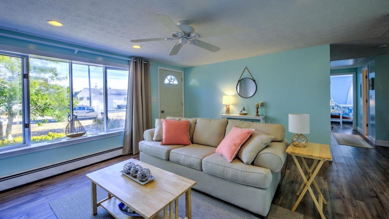 Photo of Livingroom in West Dennis