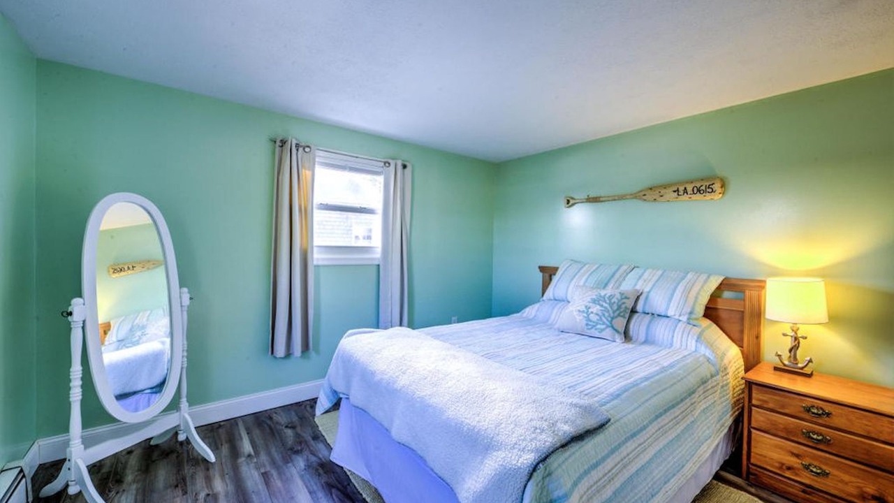 Photo of Bedroom in West Dennis