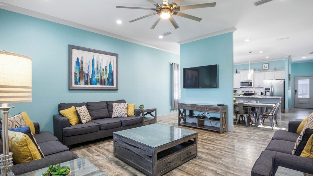 Photo of Bedroom in Crystal Beach