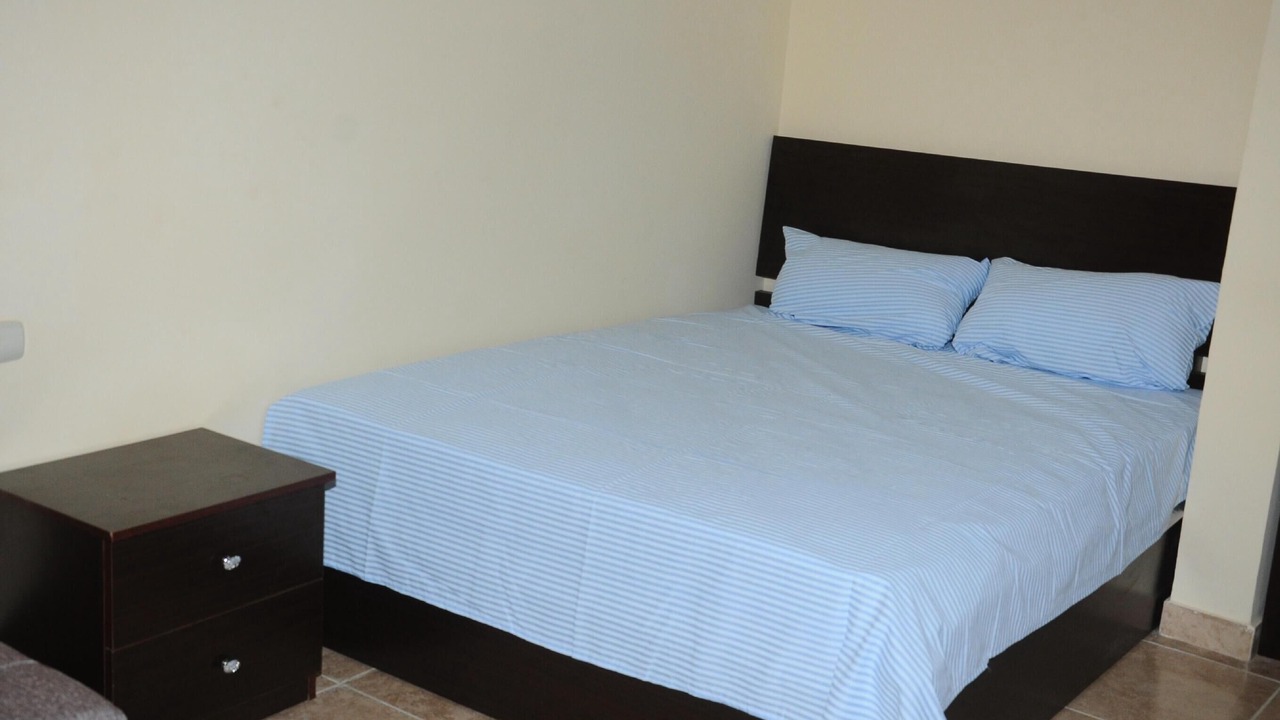 Photo of Bedroom in Corniche Road-Dahar