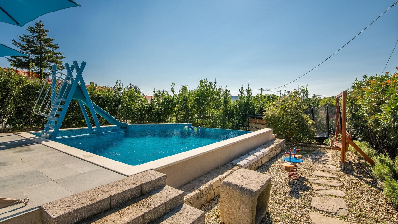 Photo of Outdoor in Kornic
