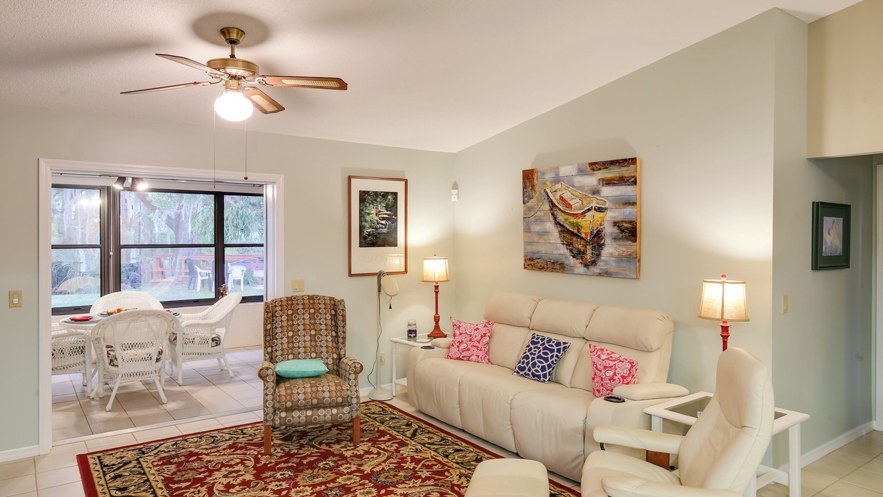 Photo of Livingroom in Dunnellon