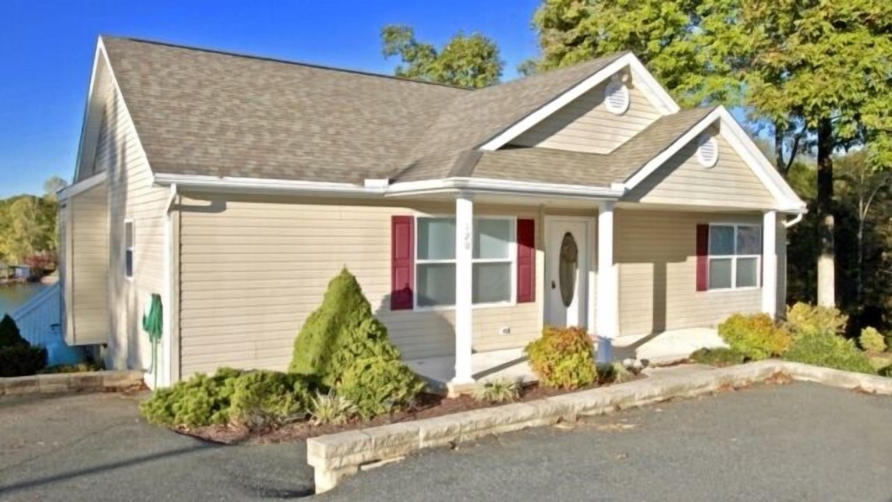 Photo of Outdoor in Moneta