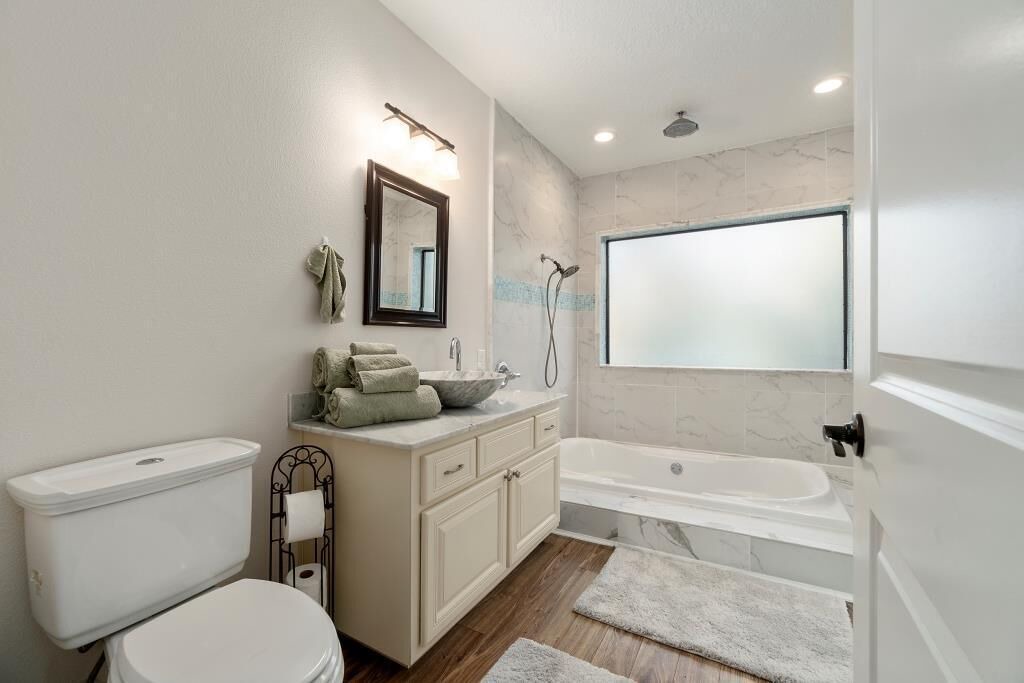 Photo of Bathroom in Dunnellon