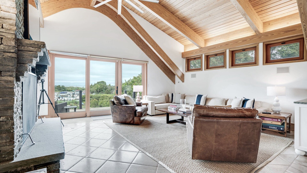 Photo of Livingroom in Clearwater Beach