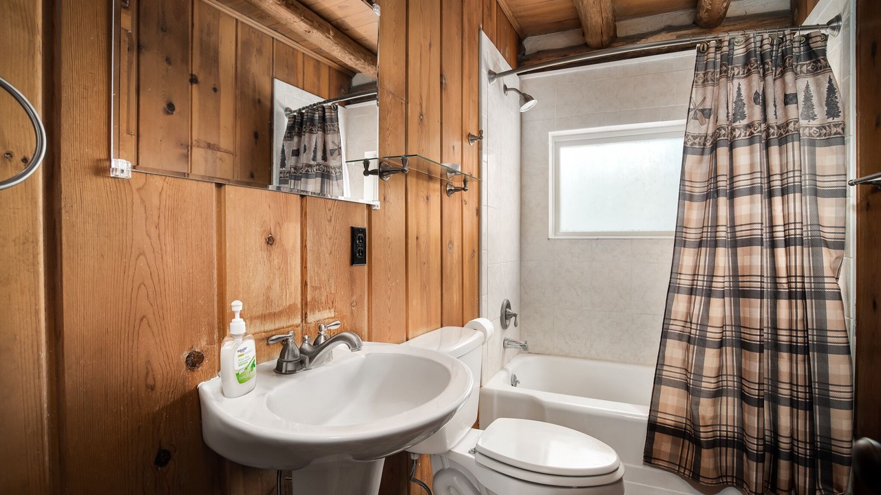 Photo of Bathroom in Front Royal