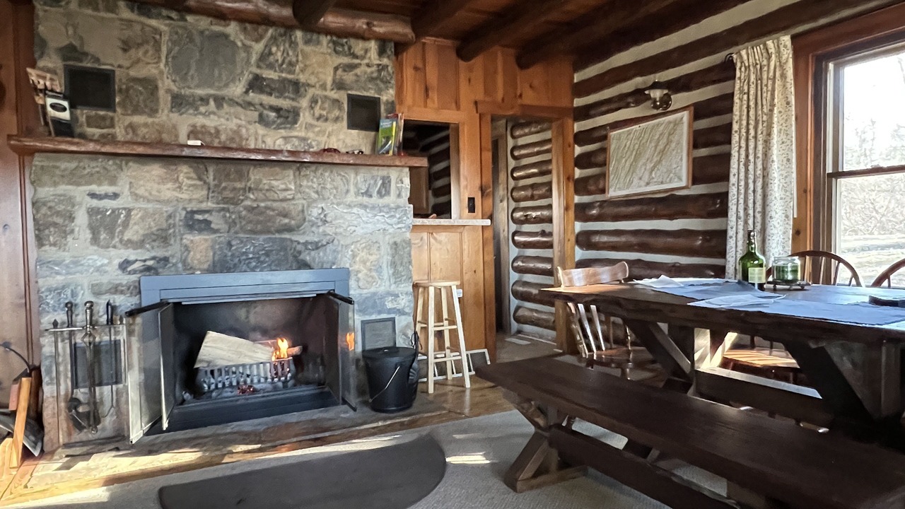 Photo of Livingroom in Front Royal