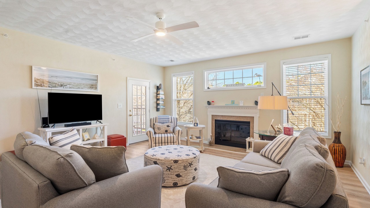 Photo of Livingroom in Cape Charles
