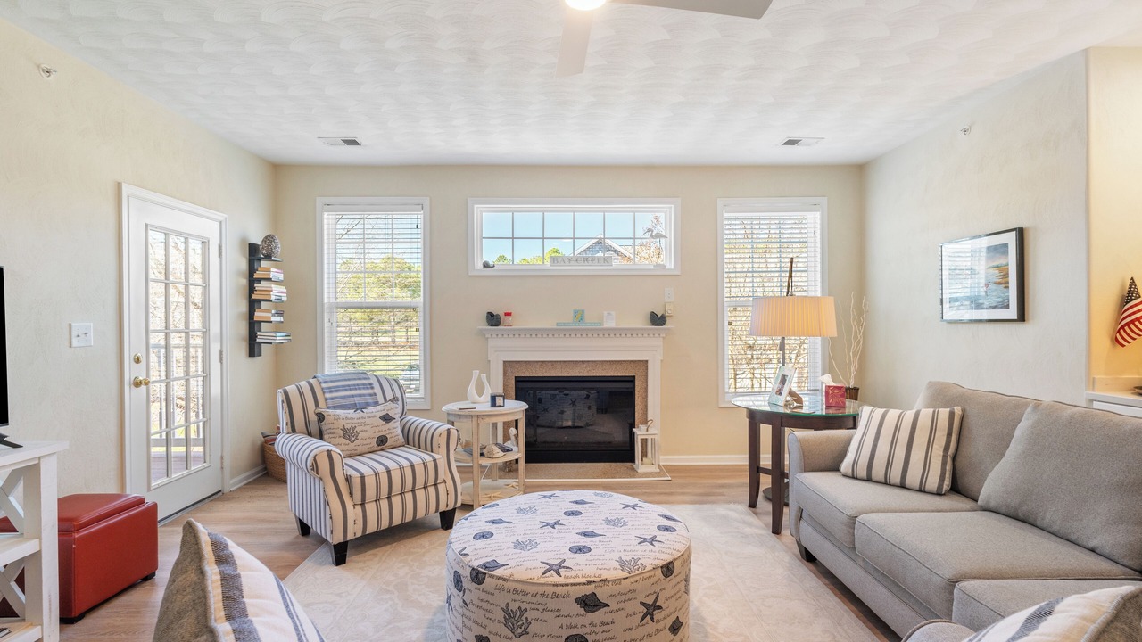 Photo of Livingroom in Cape Charles