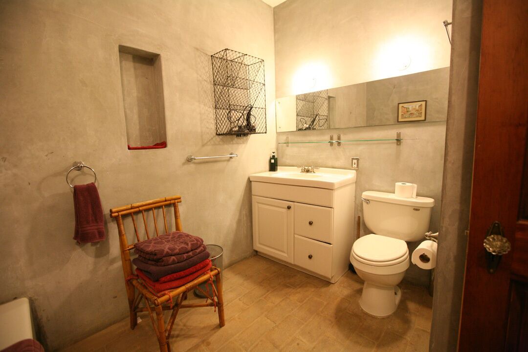 Photo of Bathroom in East Harlem