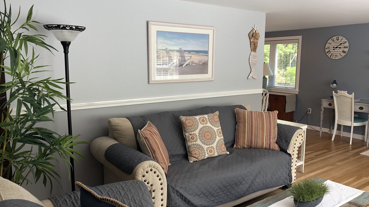 Photo of Livingroom in Dennis