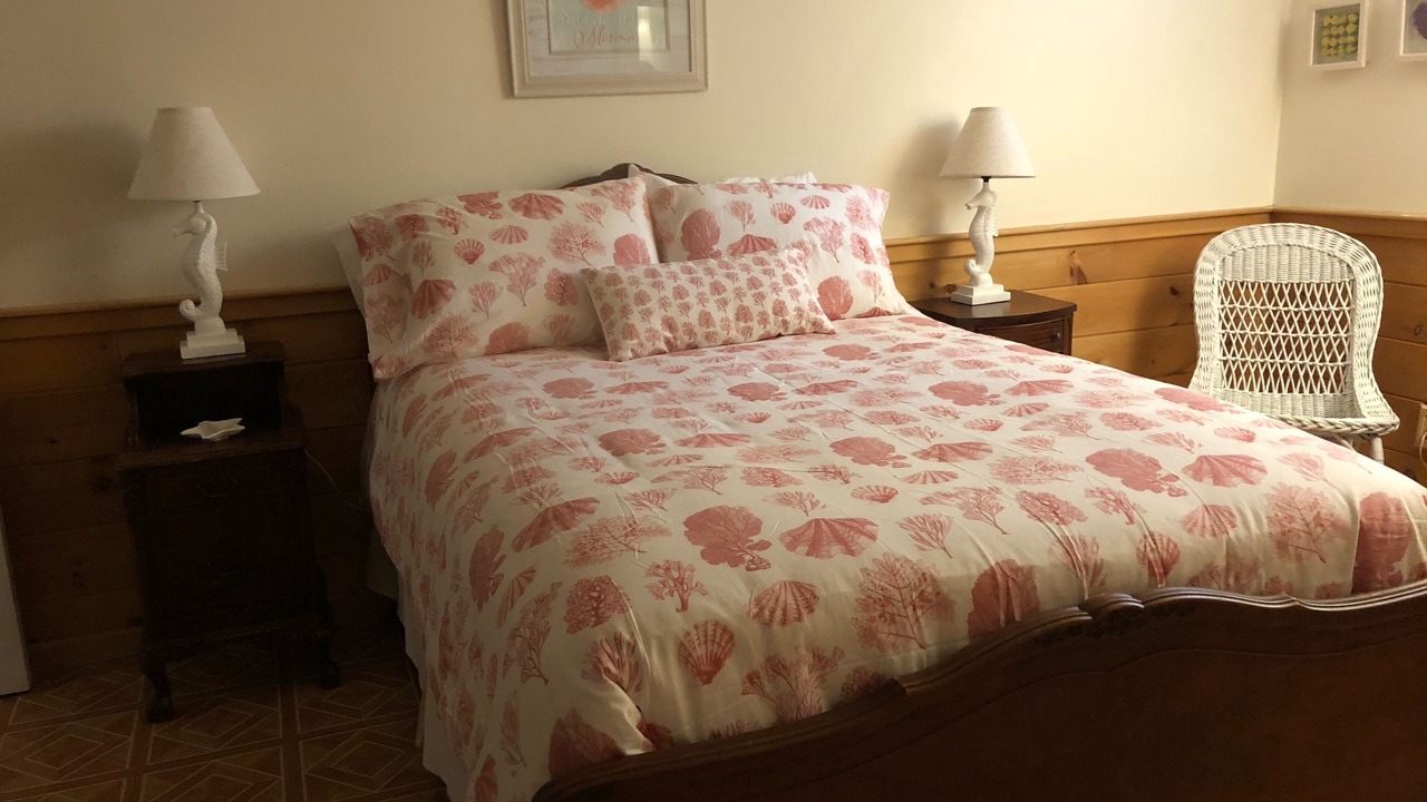 Photo of Bedroom in Dennis