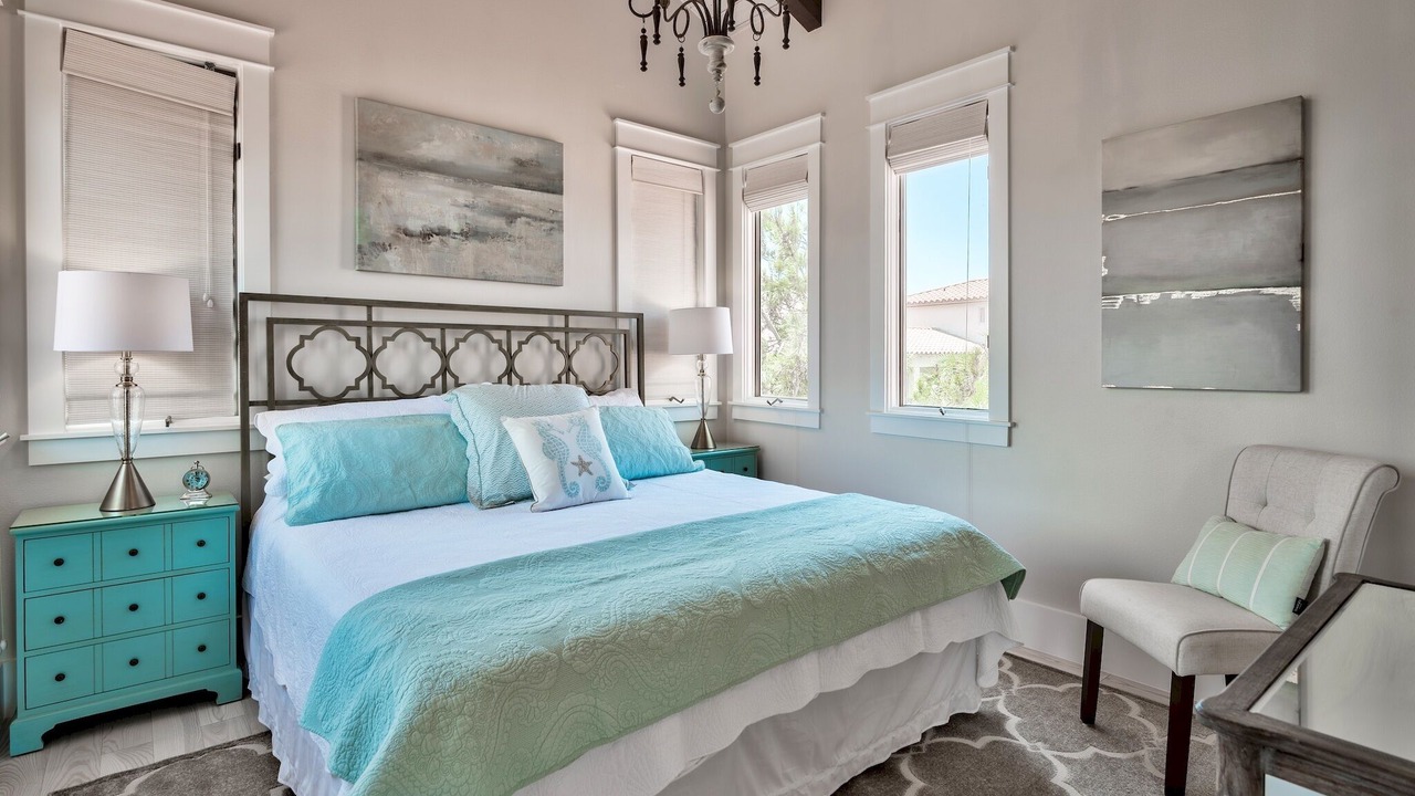 Photo of Bedroom in Dune Allen Beach