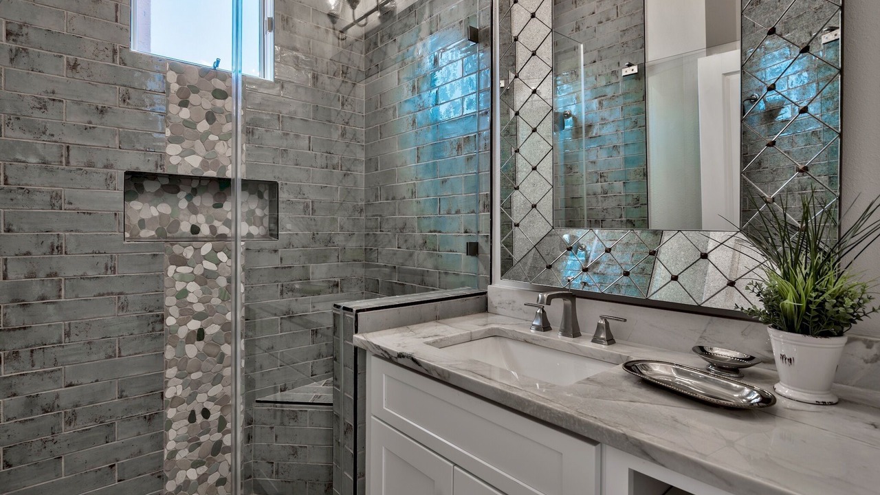 Photo of Bathroom in Dune Allen Beach