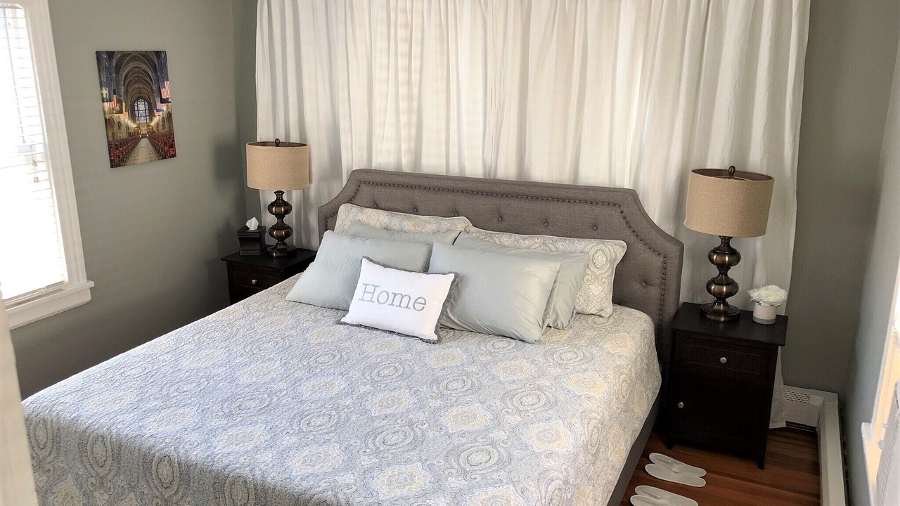Photo of Bedroom in Highland Falls