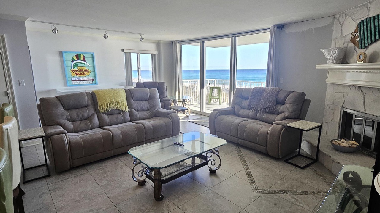 Photo of Bedroom in White Sands