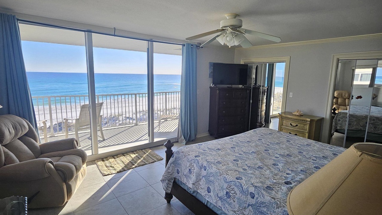 Photo of Bedroom in White Sands