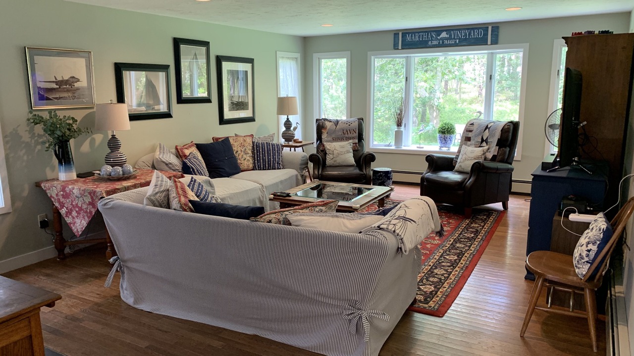 Photo of Livingroom in Lagoon Heights