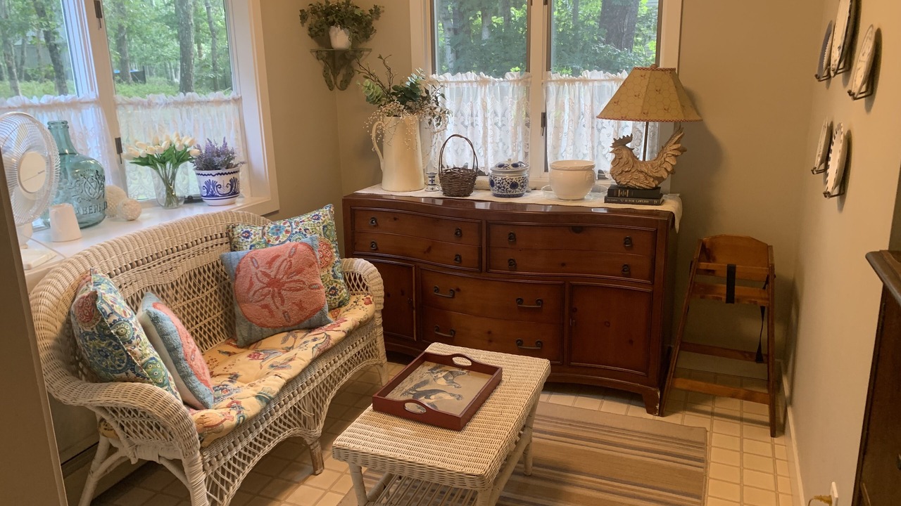 Photo of Livingroom in Lagoon Heights