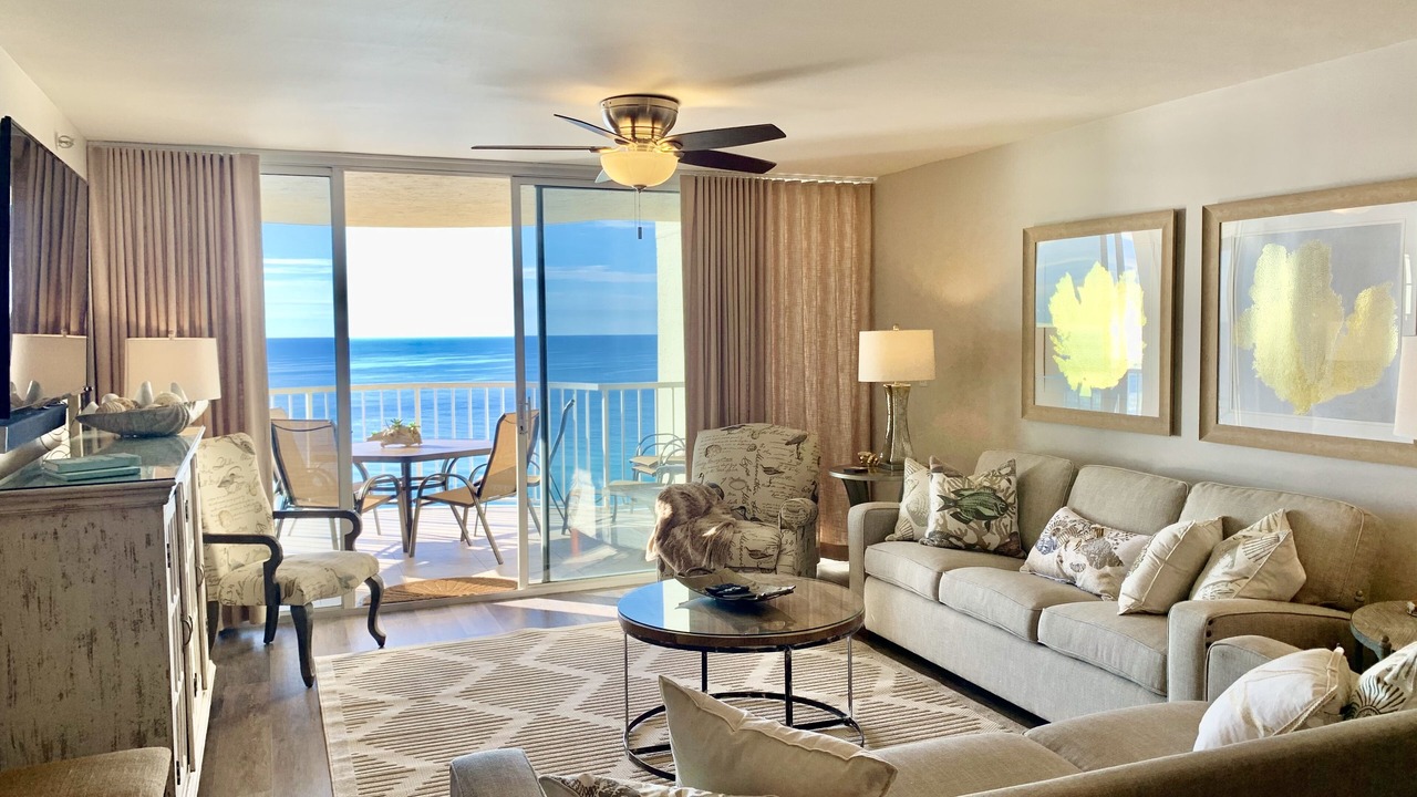 Photo of Livingroom in Miramar Beach