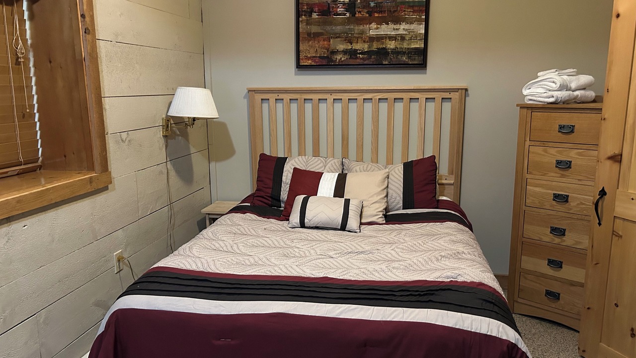 Photo of Bedroom in Skaneateles