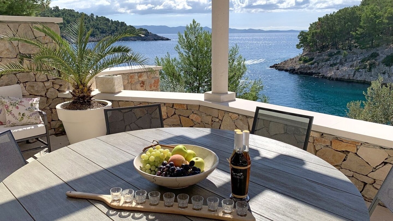 Photo of Outdoor in Cove Osibova (Milna)