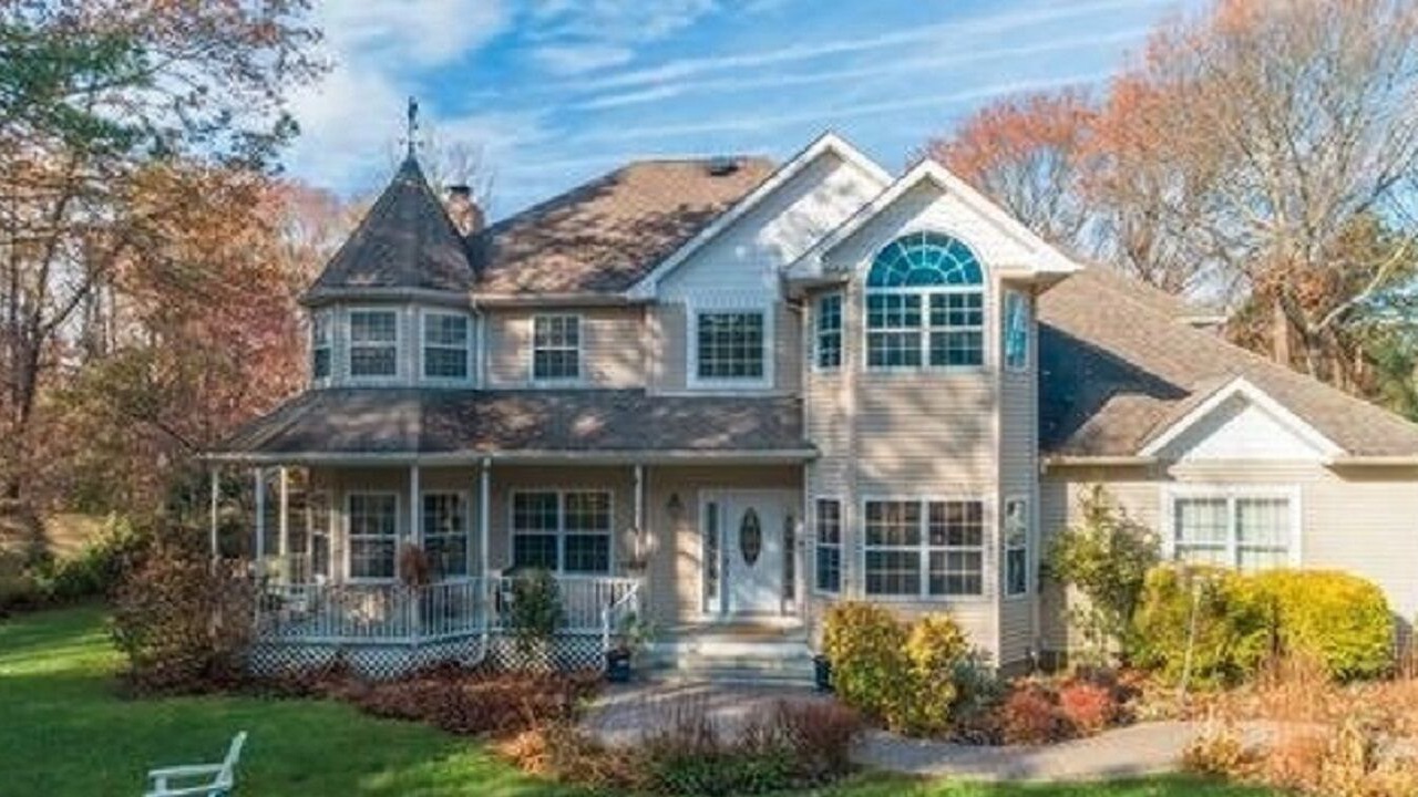 Photo of Others in Manorville