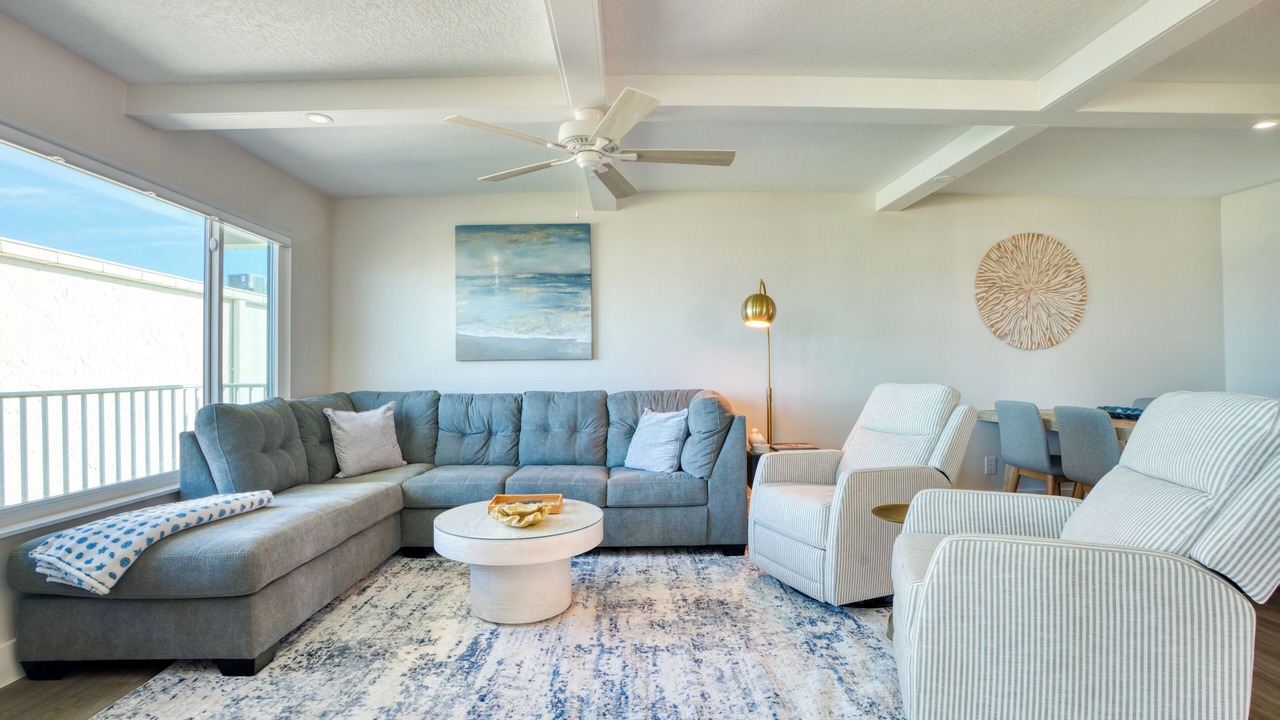 Photo of Livingroom in Butler Beach