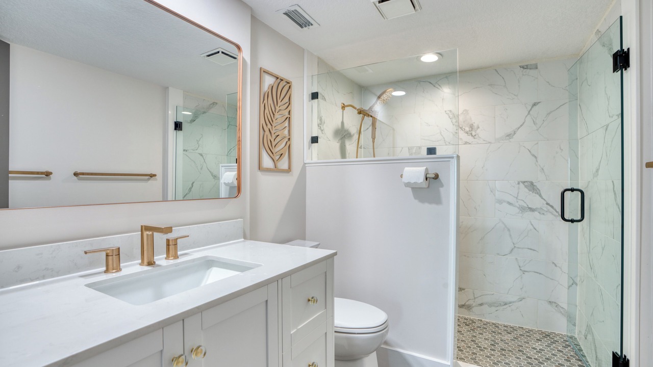 Photo of Bathroom in Butler Beach