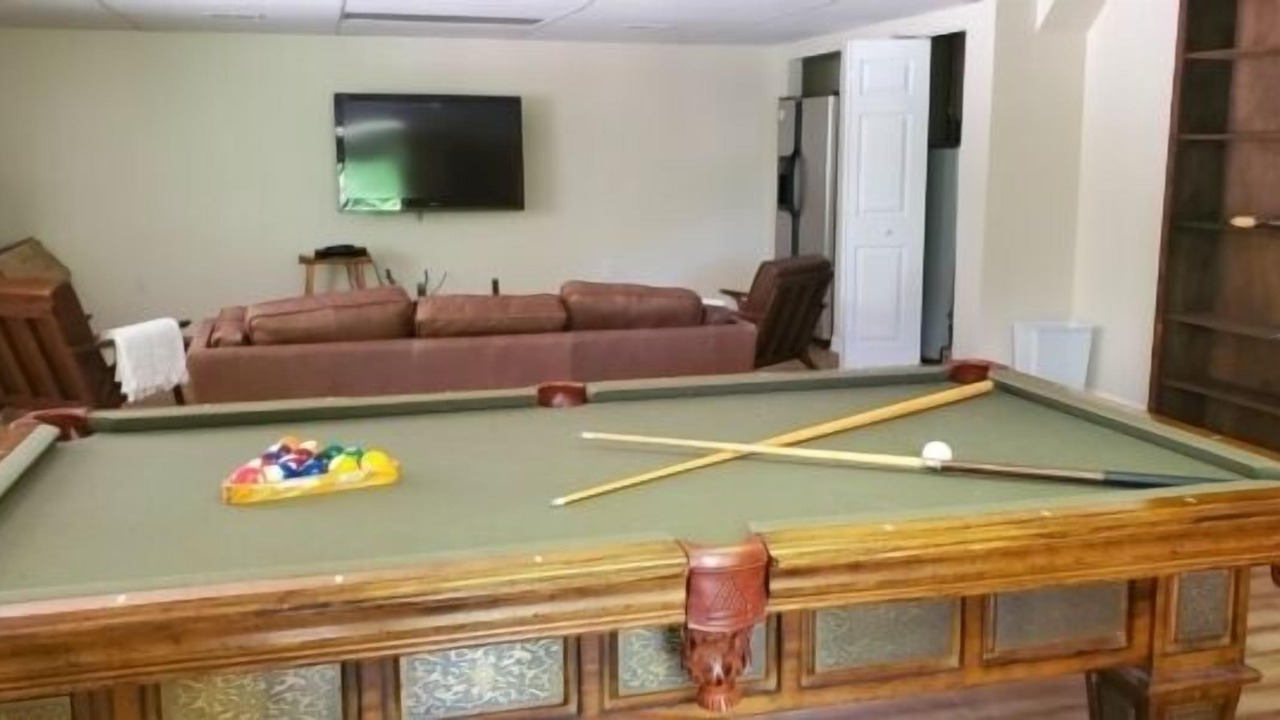 Photo of Livingroom in Huddleston