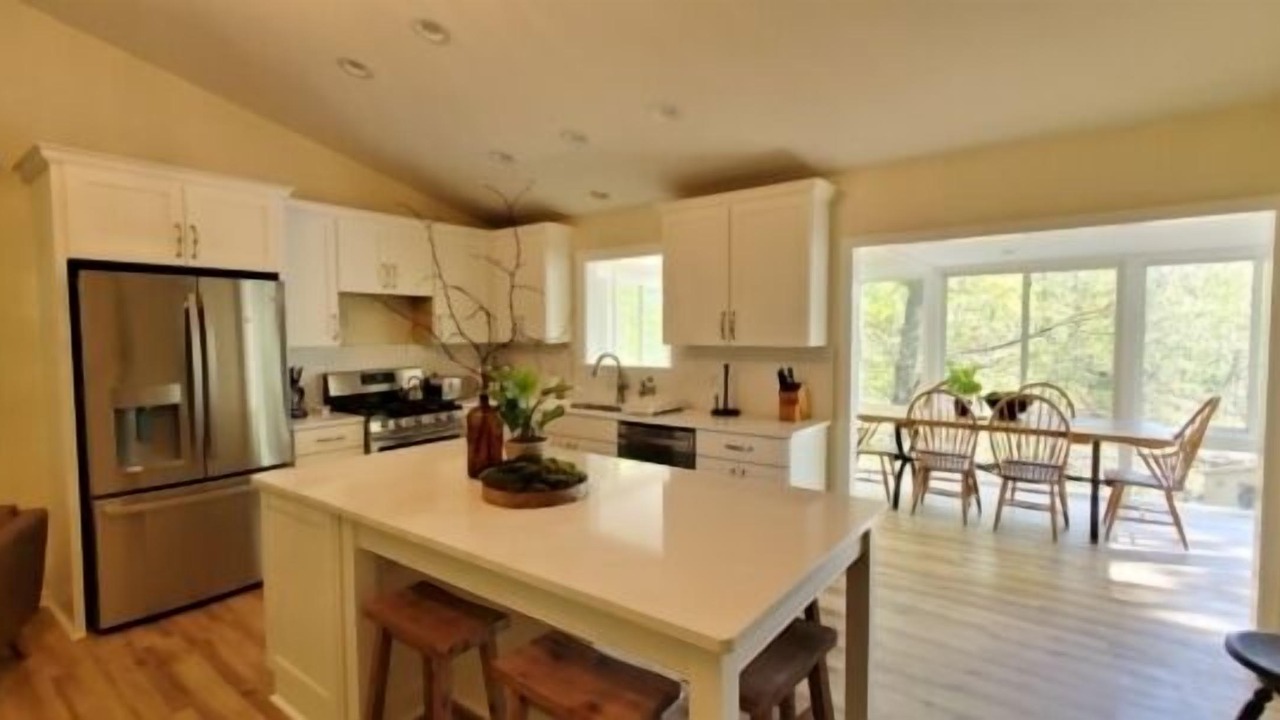Photo of Kitchen in Huddleston