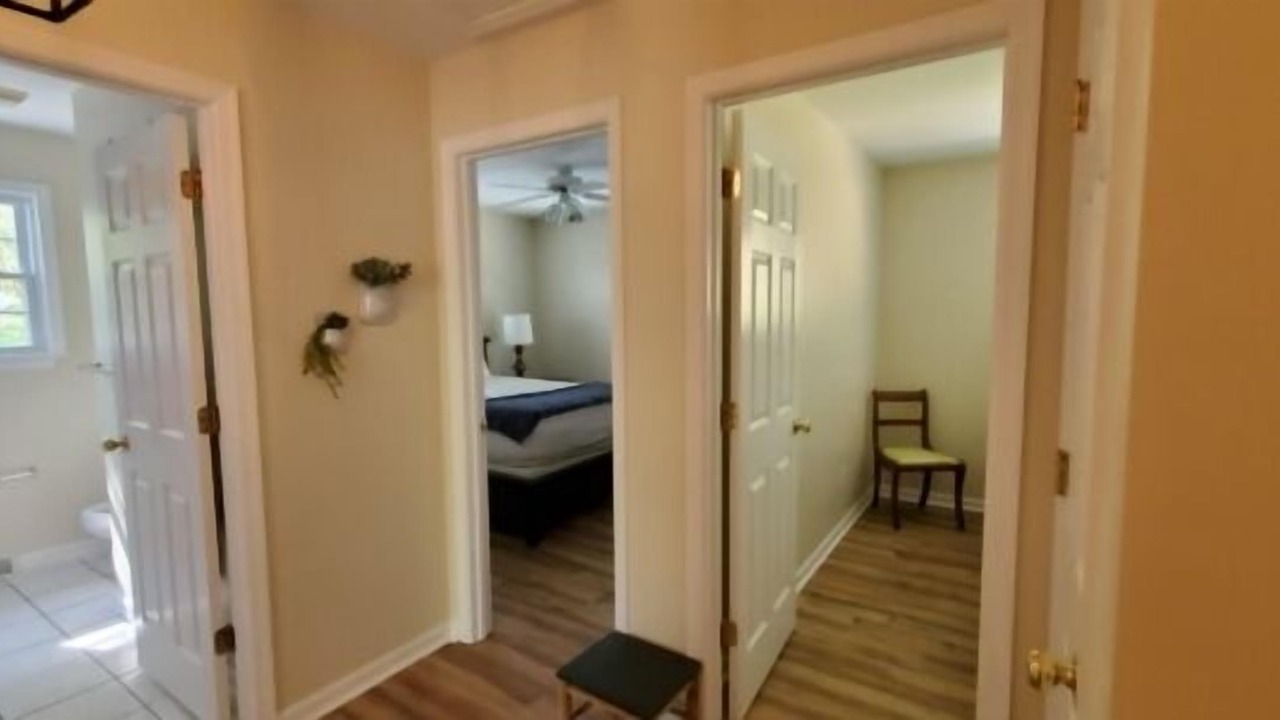 Photo of Bedroom in Huddleston