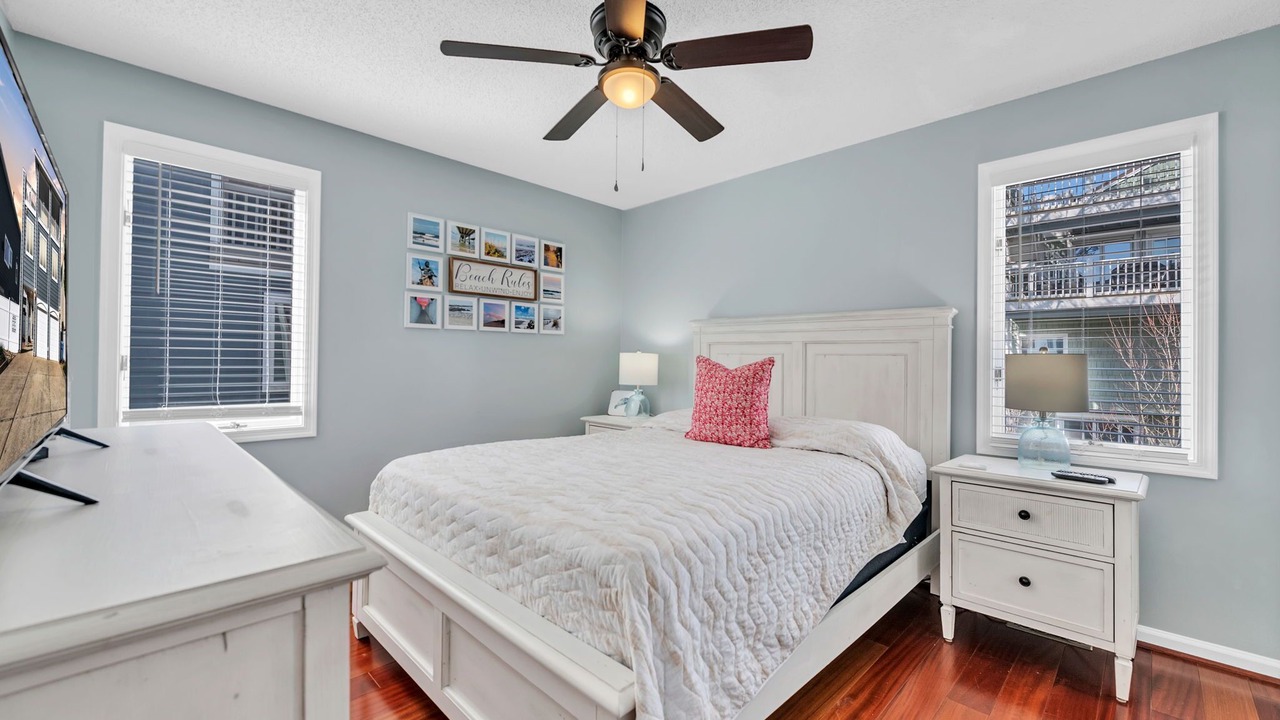 Photo of Bedroom in Croatan Beach