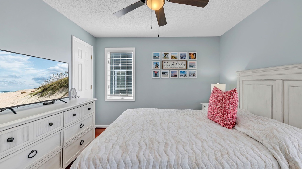 Photo of Bedroom in Croatan Beach