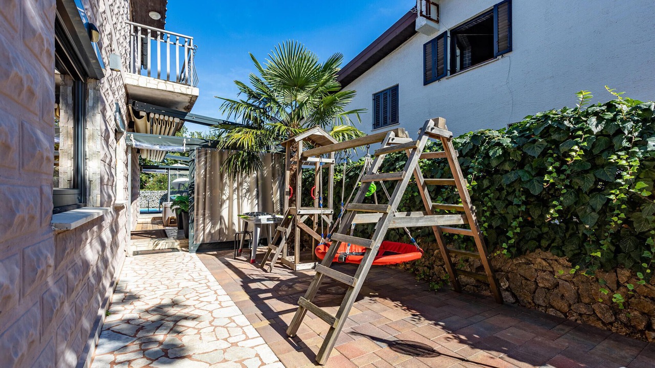 Photo of Outdoor in Vantacici