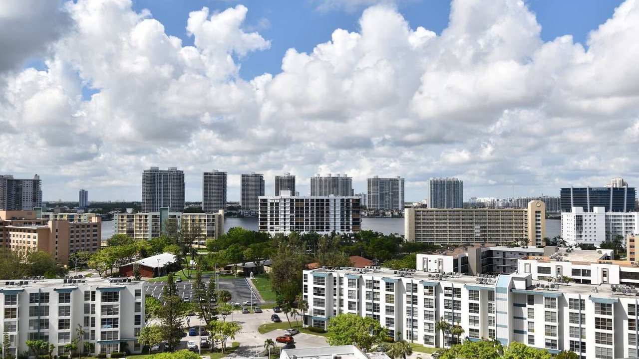 Photo of Others in Sunny Isles Beach