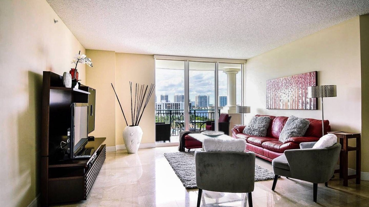 Photo of Livingroom in Sunny Isles Beach