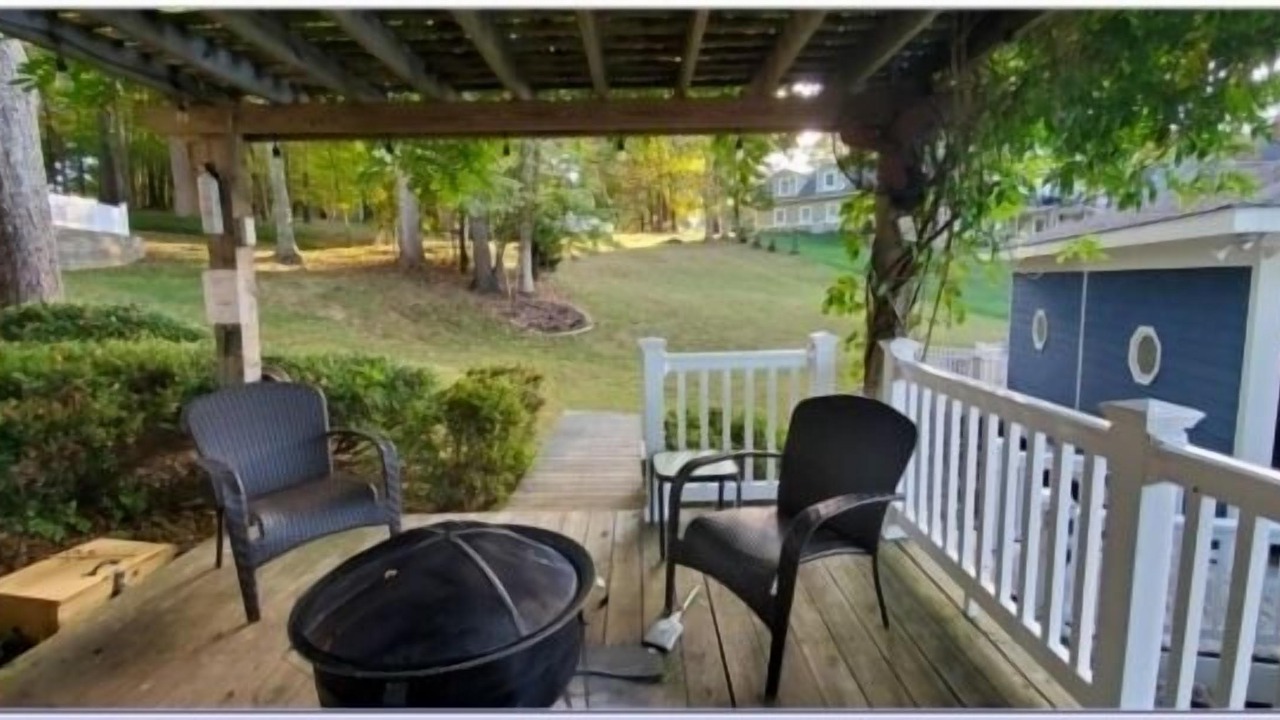Photo of Patio Balcony in North Shore