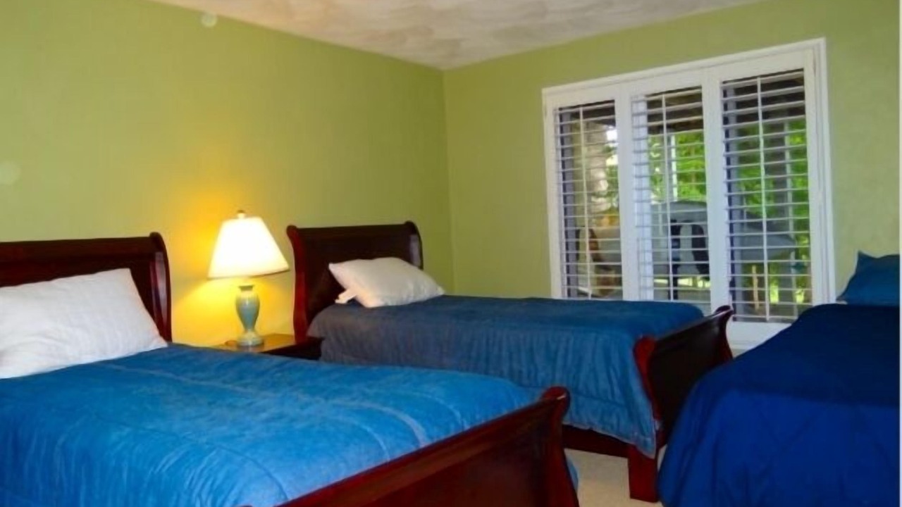 Photo of Bedroom in North Shore