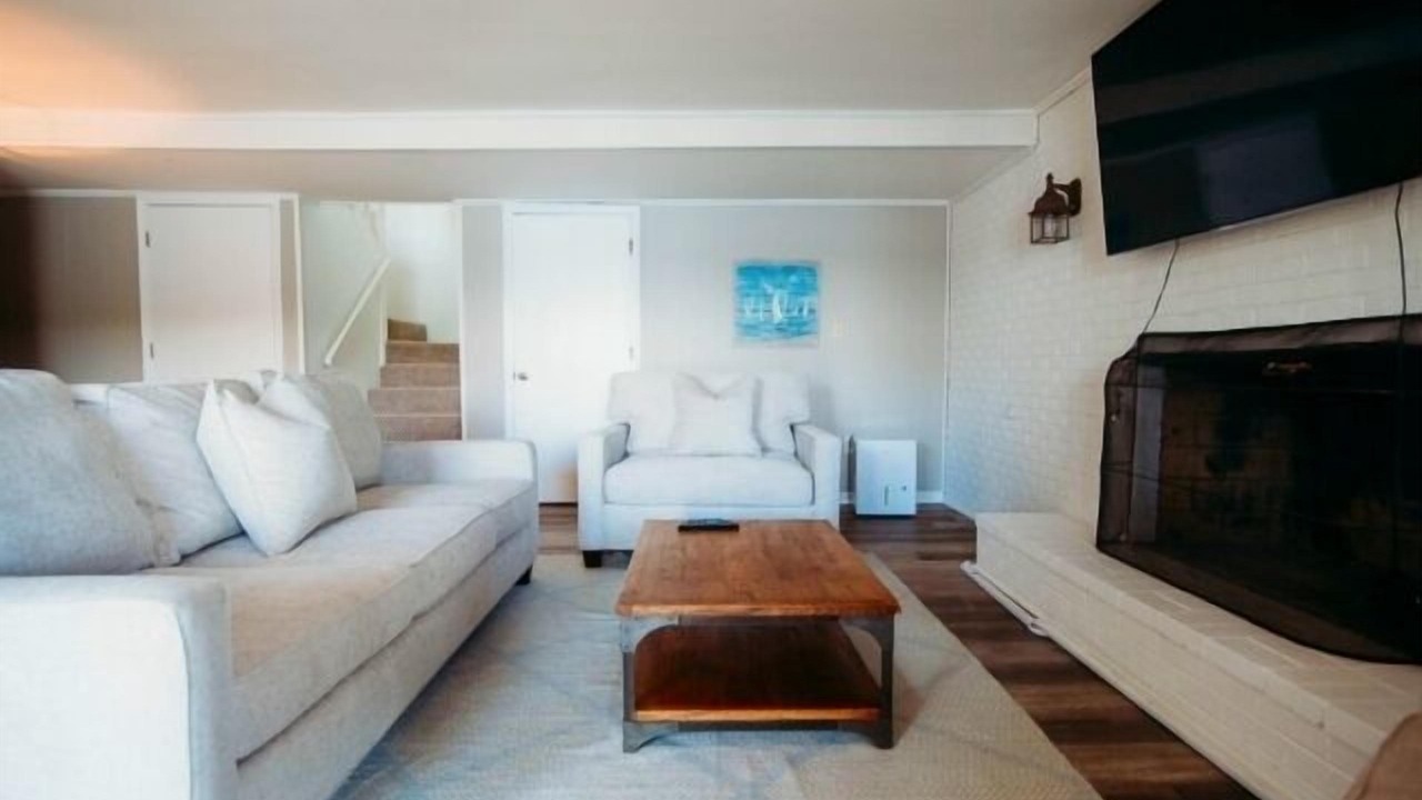 Photo of Livingroom in High Point