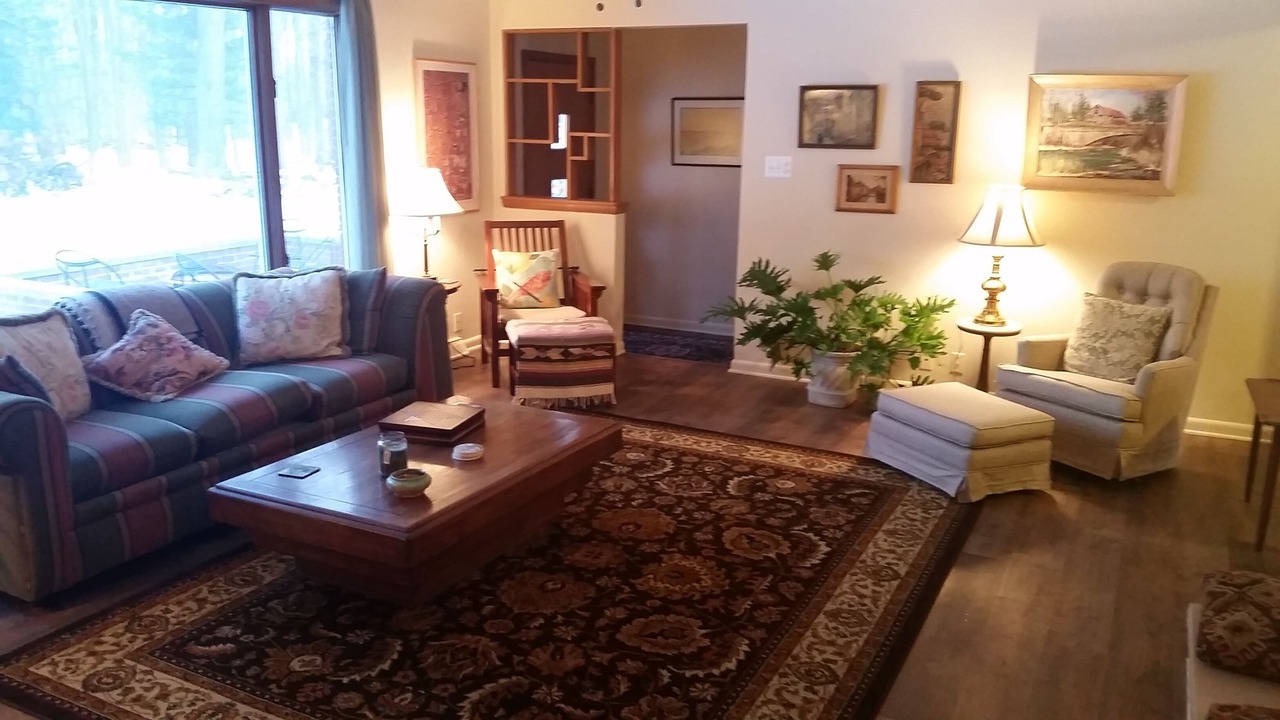Photo of Livingroom in Southfield