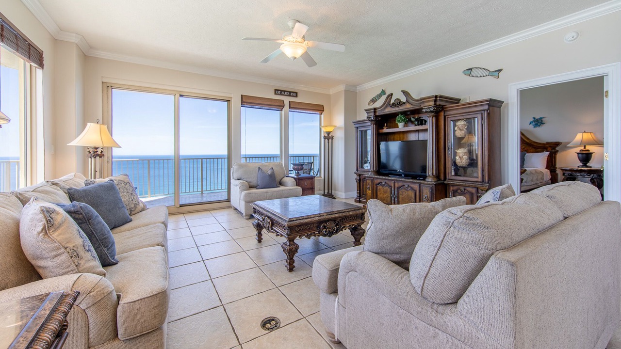 Photo of Livingroom in Thomas Drive