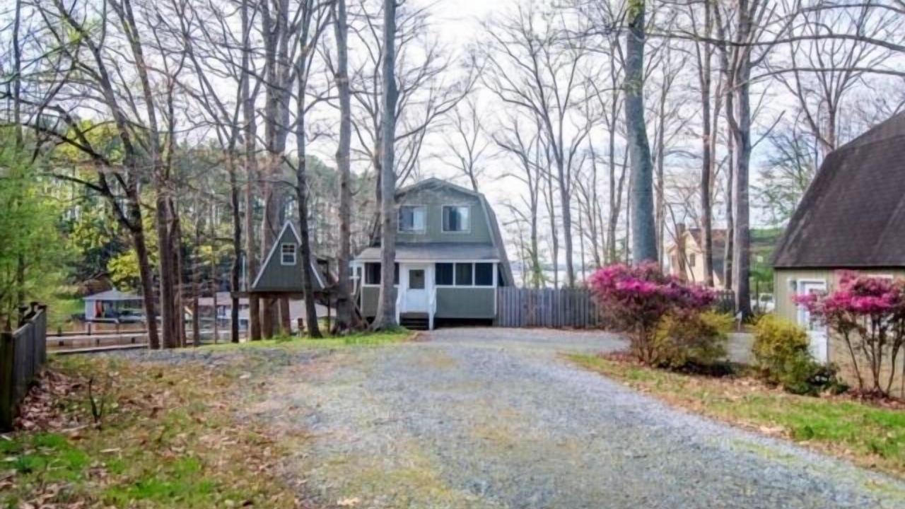 Photo of Outdoor in Huddleston