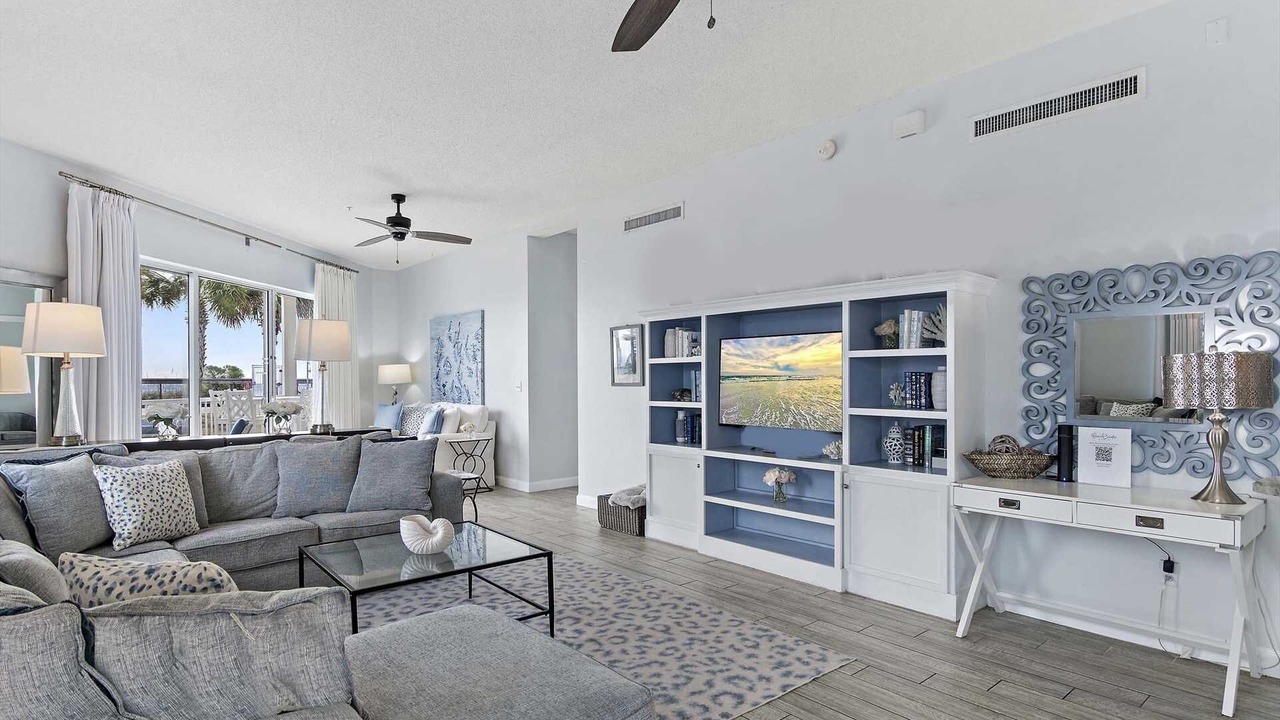 Photo of Others in Avalon Beach Estates