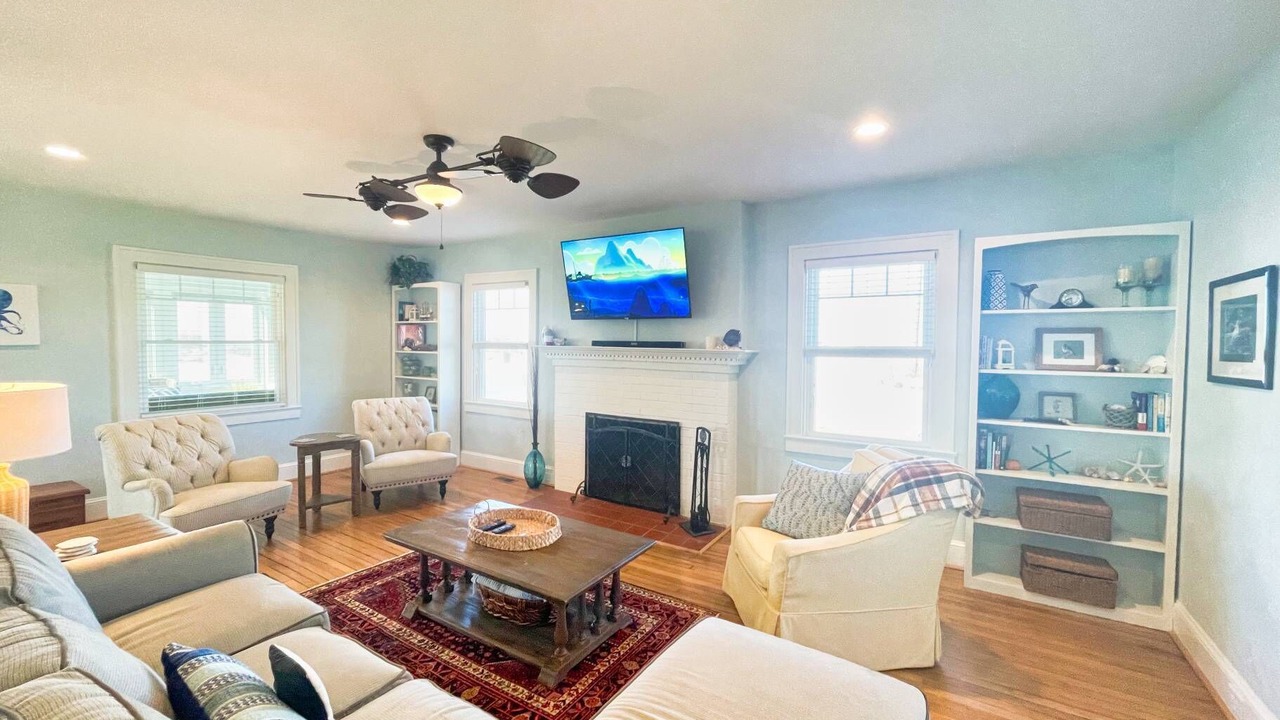 Photo of Livingroom in Sea Cottage Addition