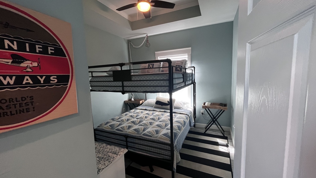 Photo of Bedroom in Mexico Beach