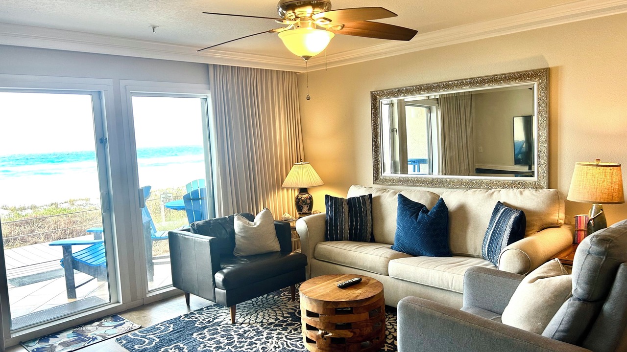 Photo of Livingroom in Crystal Beach
